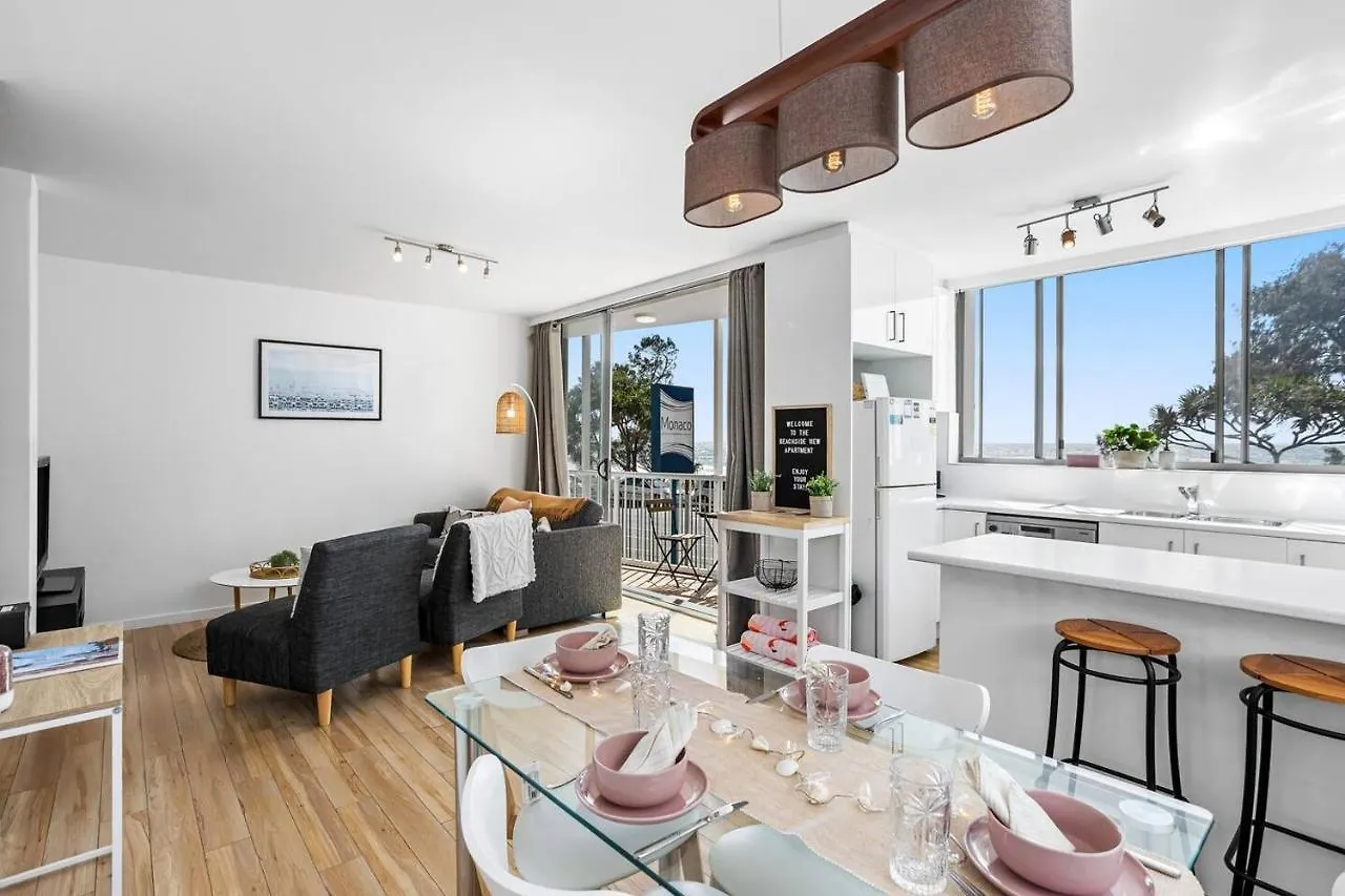 Apartment Beachside View Monaco - Surfers Splendour With Pool Gold Coast